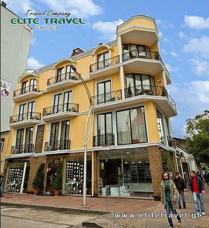 Hotel Eiffel in Batumi-1